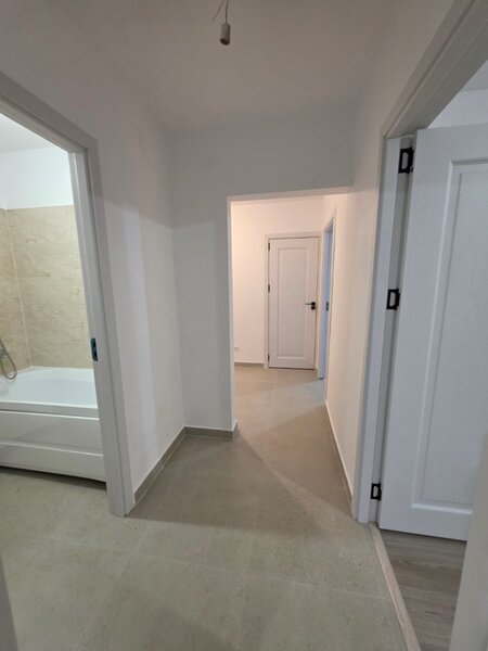 Costin Georgian, Intrarea Muncii nr. 2, 5 minute metrou renovat, Basarabia